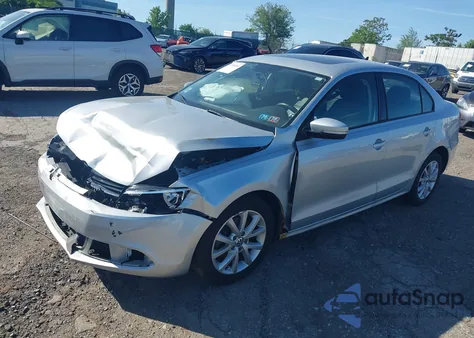 2012 Volkswagen Jetta 2.5L Se z USA, uszkodzony, nr VIN 3VWDP7AJ5CM352597